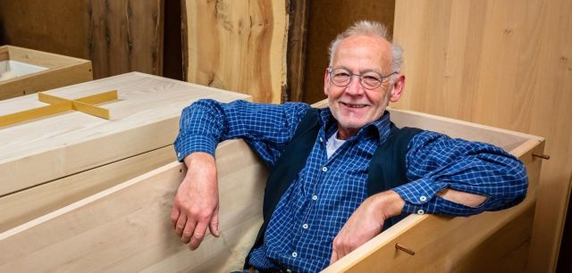 Sarg Schreiner Fred Theiner aus Bobingen 640